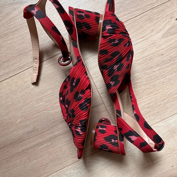 Cabi siren sandals leopard print pleated peep toe red ankle straps spool heel - Picture 8 of 14